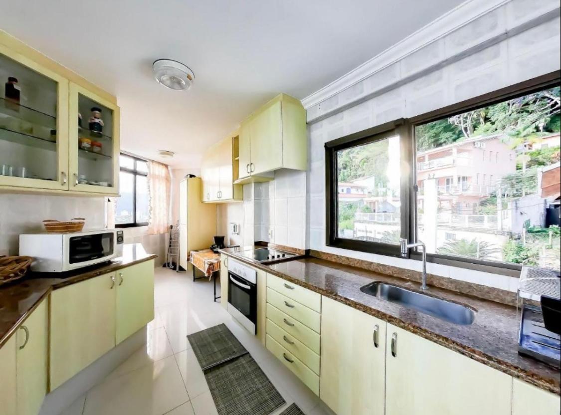 Linda Cobertura Duplex, Pe Na Areia,Vista Linda. Apartment คารากัวตาตูบา ภายนอก รูปภาพ